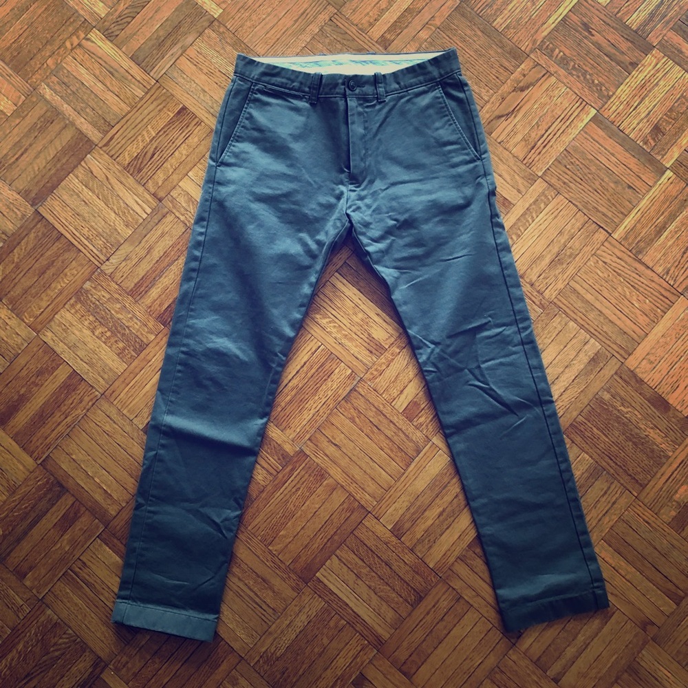 J.Crew Essential 484 Slim-Fit Broken-In Chino - Picture 1 of 8